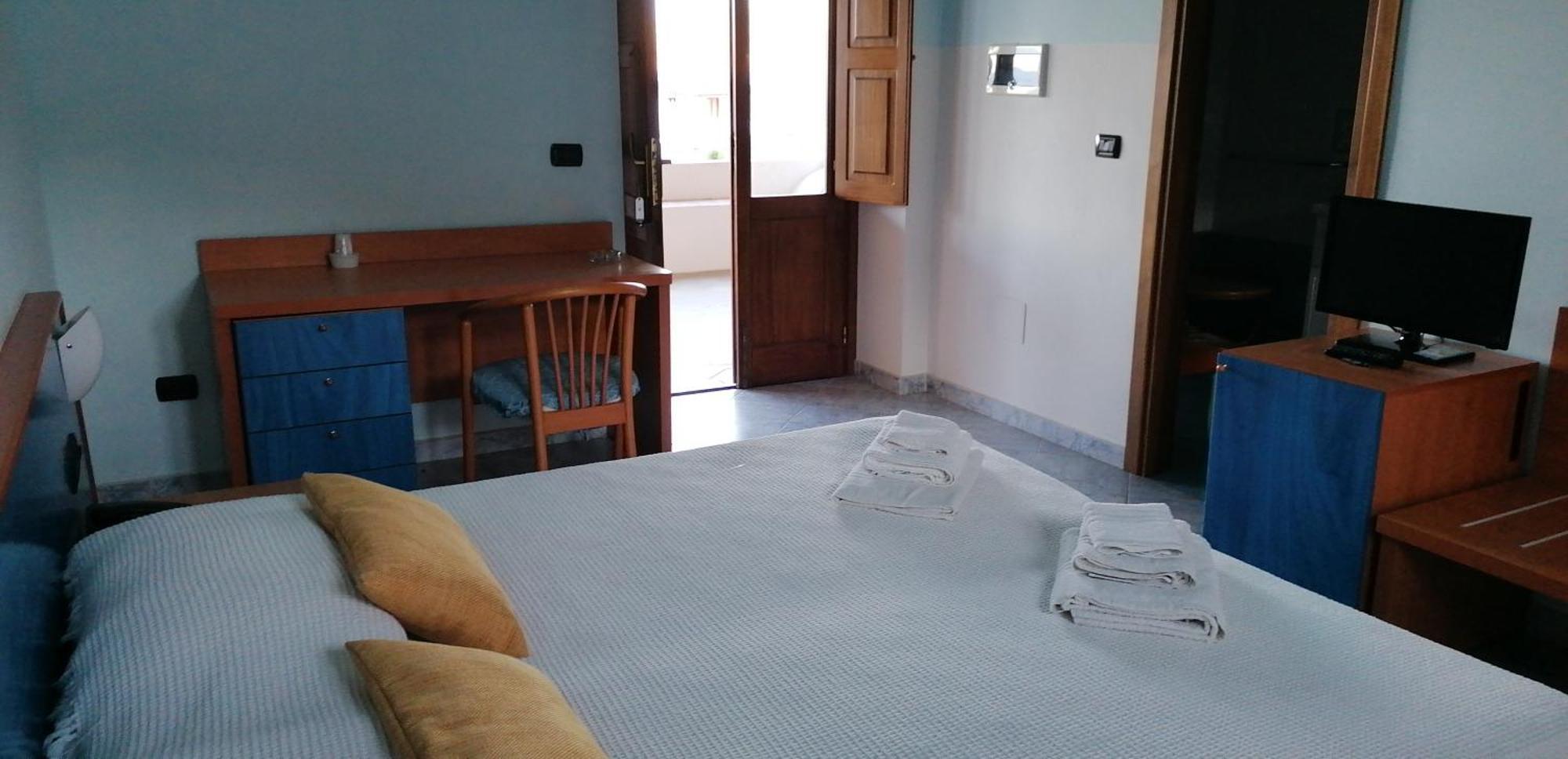 Il Delfino Hotel Santa Marina Salina Kültér fotó